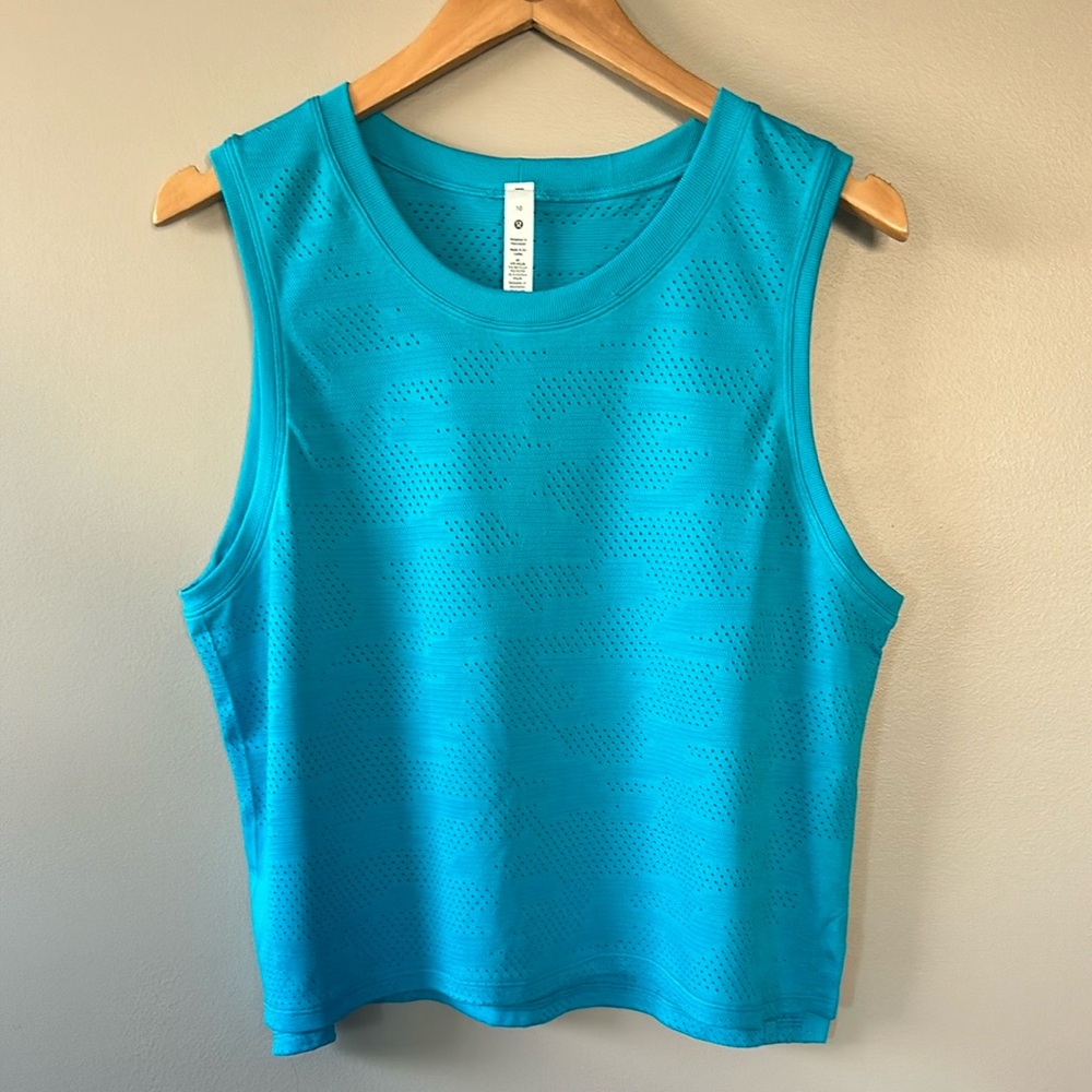 Lululemon‎ Train to Be Tank *Camo Turquoise Tide Size 10